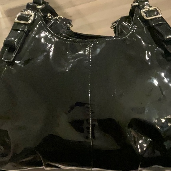 EUC Coach Maggie Patent Leather Bag - Picture 6 of 16